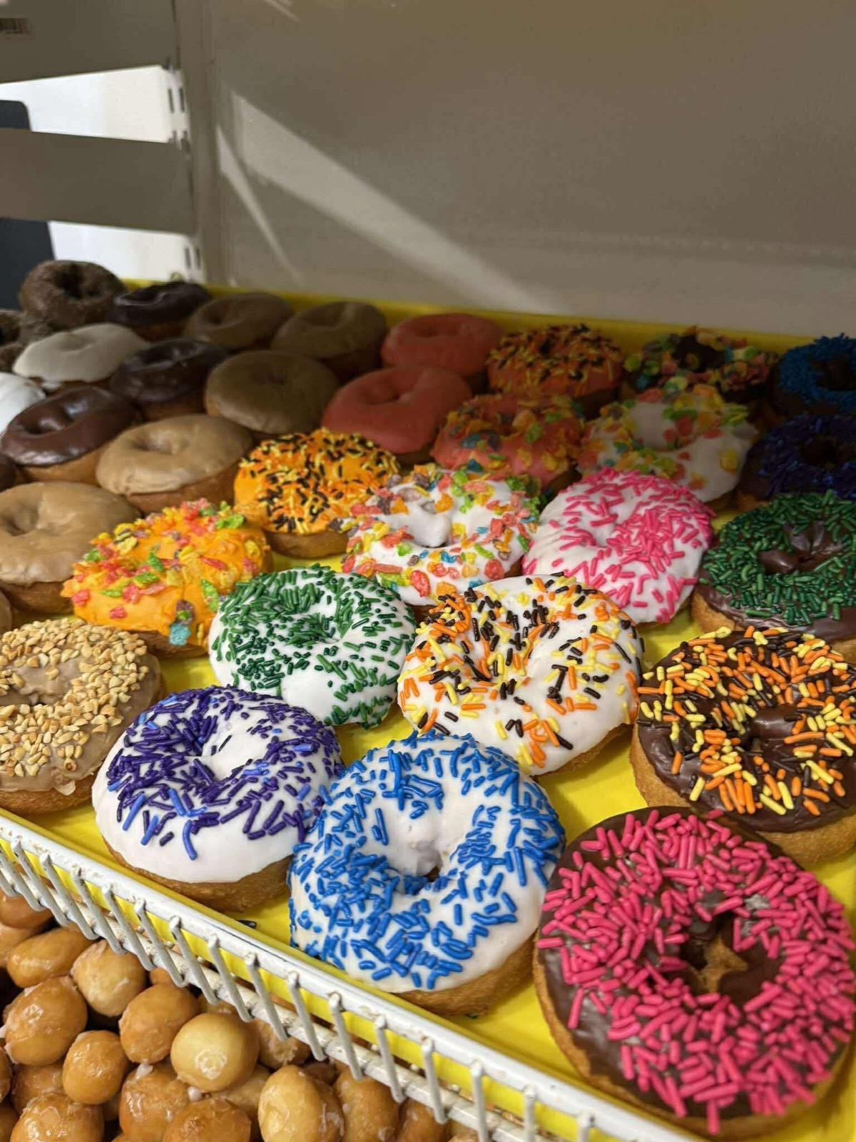 Daylight Donuts food, drink or atmosphere